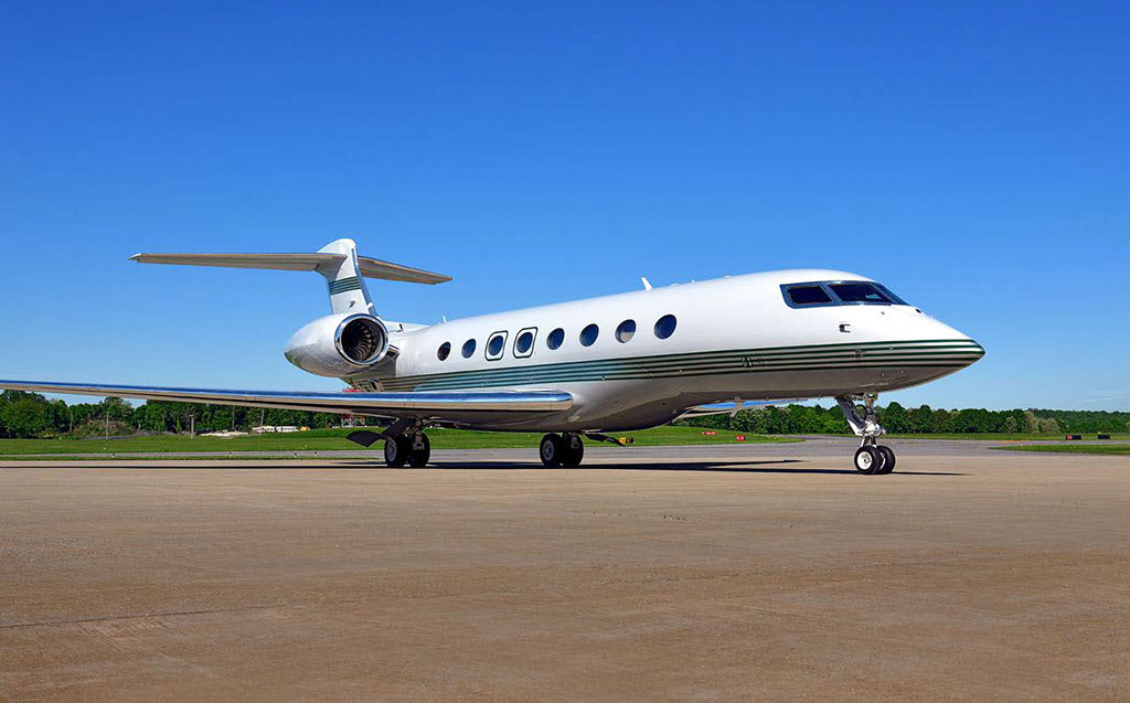 Gulfstream G650ER on an airport apron